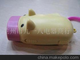 猪型手捏发电手电筒 创意与实用的完美结合